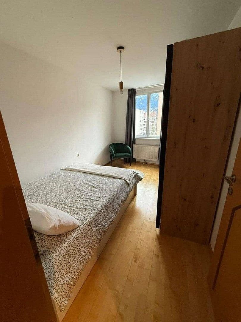 Pronájem bytu 2+1 37 m², Anzengruberstraße 1, Innsbruck, Tyrolsko Pronájem bytu 2+1 37 m², Anzengruberstraße 1, Innsbruck, Tyrolsko