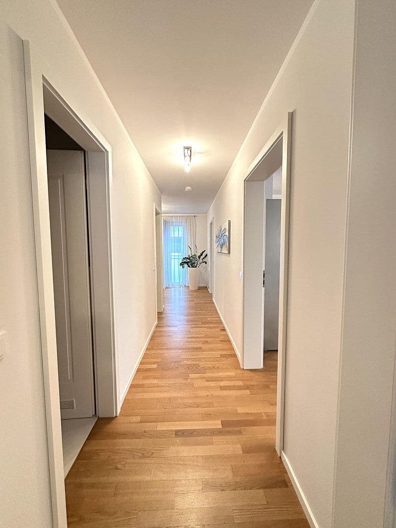 Prodej bytu 3+1 104 m², München, Bavorsko Prodej bytu 3+1 104 m², München, Bavorsko