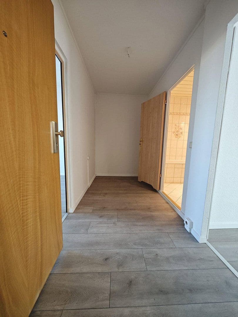 Pronájem bytu 2+1 55 m², Karl Matthes Str. 13, Gera, Durynsko Pronájem bytu 2+1 55 m², Karl Matthes Str. 13, Gera, Durynsko