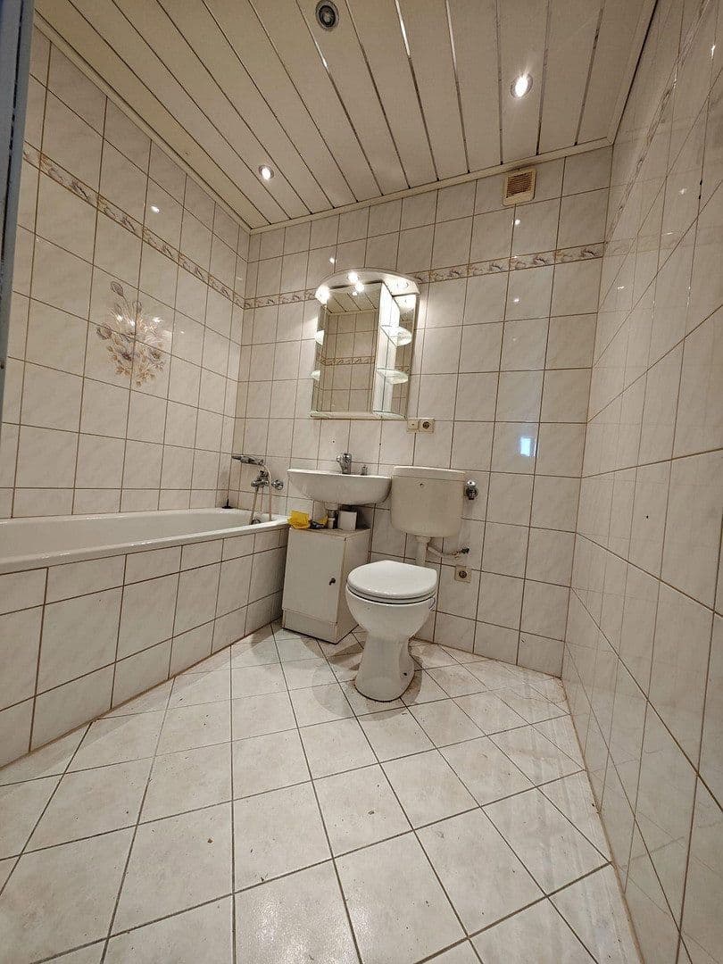 Pronájem bytu 2+1 55 m², Karl Matthes Str. 13, Gera, Durynsko Pronájem bytu 2+1 55 m², Karl Matthes Str. 13, Gera, Durynsko