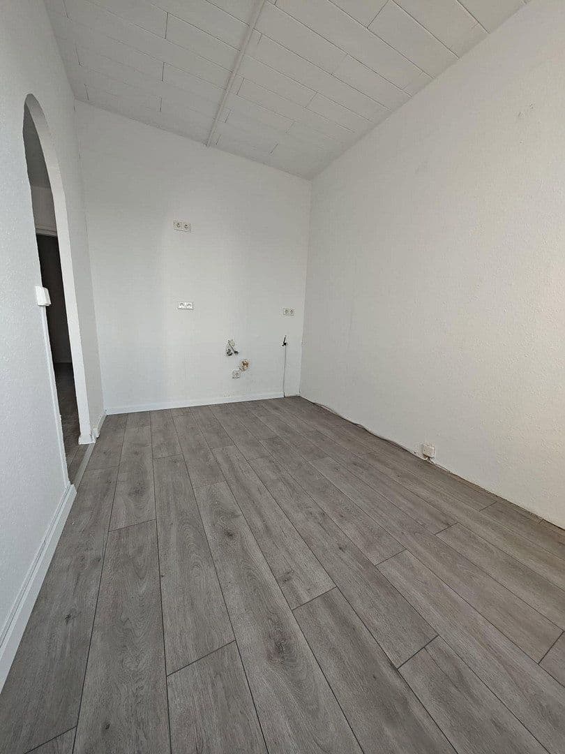 Pronájem bytu 2+1 55 m², Karl Matthes Str. 13, Gera, Durynsko Pronájem bytu 2+1 55 m², Karl Matthes Str. 13, Gera, Durynsko