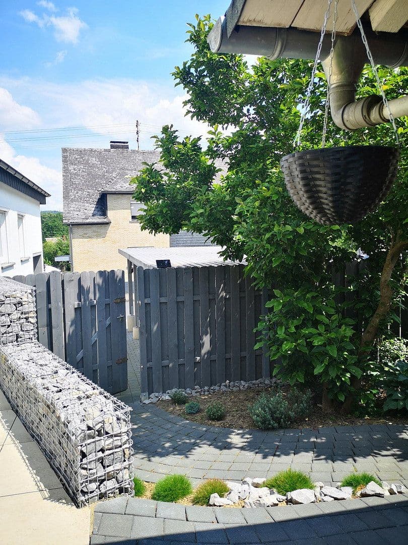 Prodej domu 85 m², pozemek 612 m², Betzdorf, Porýní-Falc Prodej domu 85 m², pozemek 612 m², Betzdorf, Porýní-Falc