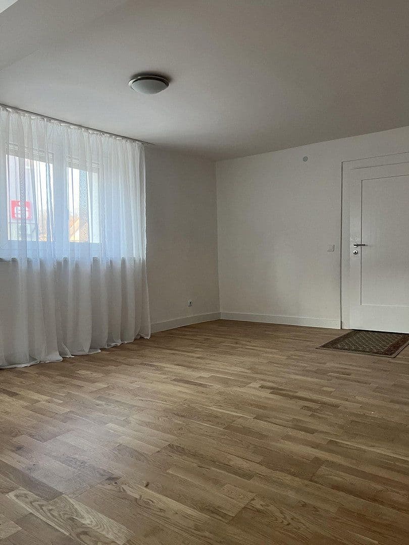 Prodej domu 200 m², pozemek 450 m², Ammerndorf, Bavorsko Prodej domu 200 m², pozemek 450 m², Ammerndorf, Bavorsko