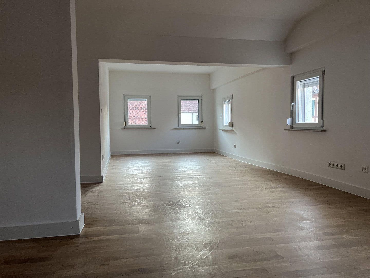 Prodej domu 200 m², pozemek 450 m², Ammerndorf, Bavorsko Prodej domu 200 m², pozemek 450 m², Ammerndorf, Bavorsko