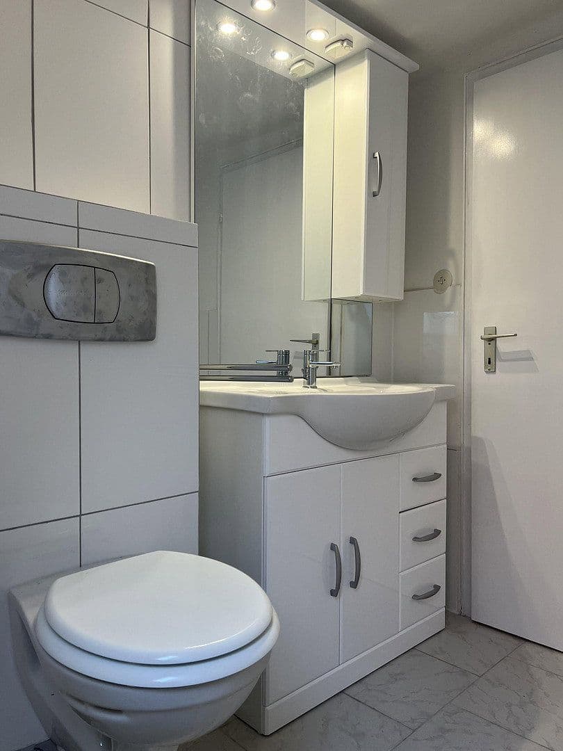 Prodej domu 200 m², pozemek 450 m², Ammerndorf, Bavorsko Prodej domu 200 m², pozemek 450 m², Ammerndorf, Bavorsko