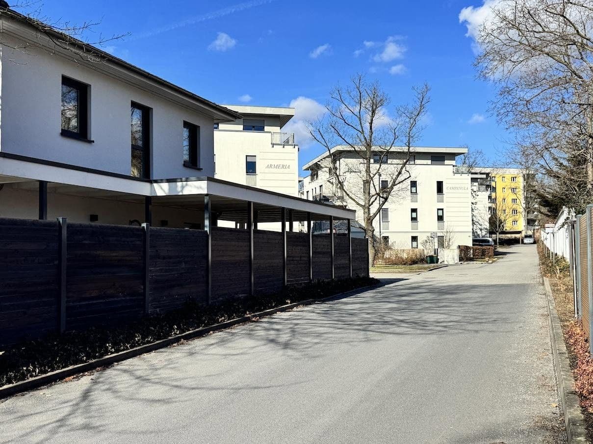 Prodej bytu 3+1 135 m², Heideparkstraße 8e, Dresden, Sasko Prodej bytu 3+1 135 m², Heideparkstraße 8e, Dresden, Sasko