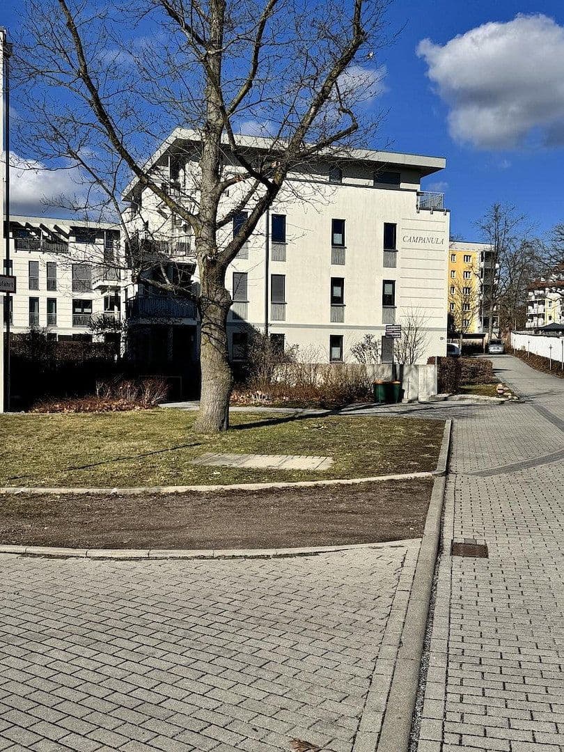 Prodej bytu 3+1 135 m², Heideparkstraße 8e, Dresden, Sasko Prodej bytu 3+1 135 m², Heideparkstraße 8e, Dresden, Sasko