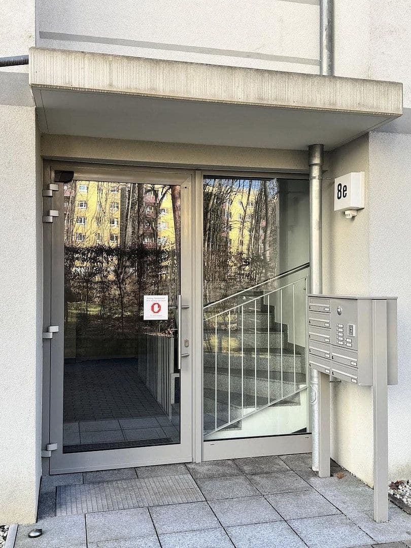 Prodej bytu 3+1 135 m², Heideparkstraße 8e, Dresden, Sasko Prodej bytu 3+1 135 m², Heideparkstraße 8e, Dresden, Sasko