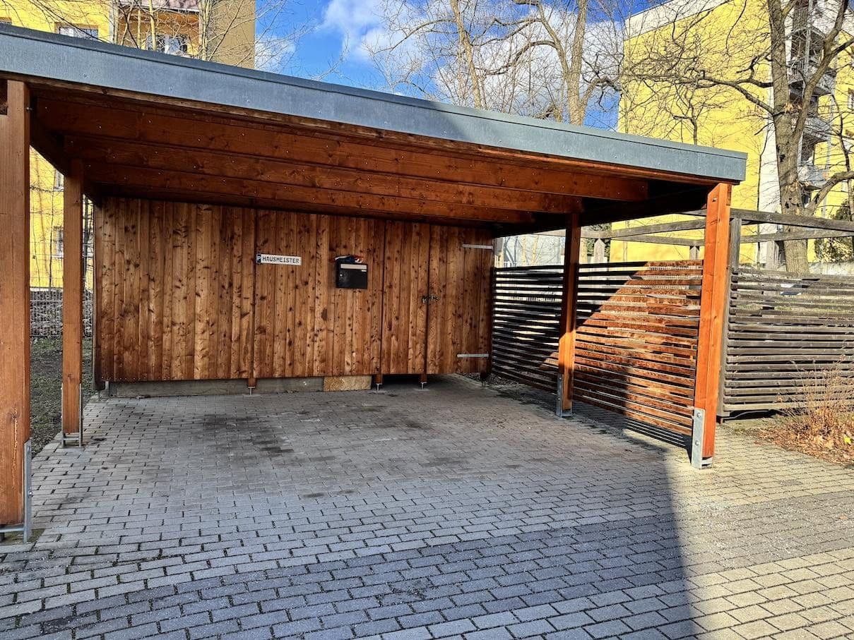 Prodej bytu 3+1 135 m², Heideparkstraße 8e, Dresden, Sasko Prodej bytu 3+1 135 m², Heideparkstraße 8e, Dresden, Sasko