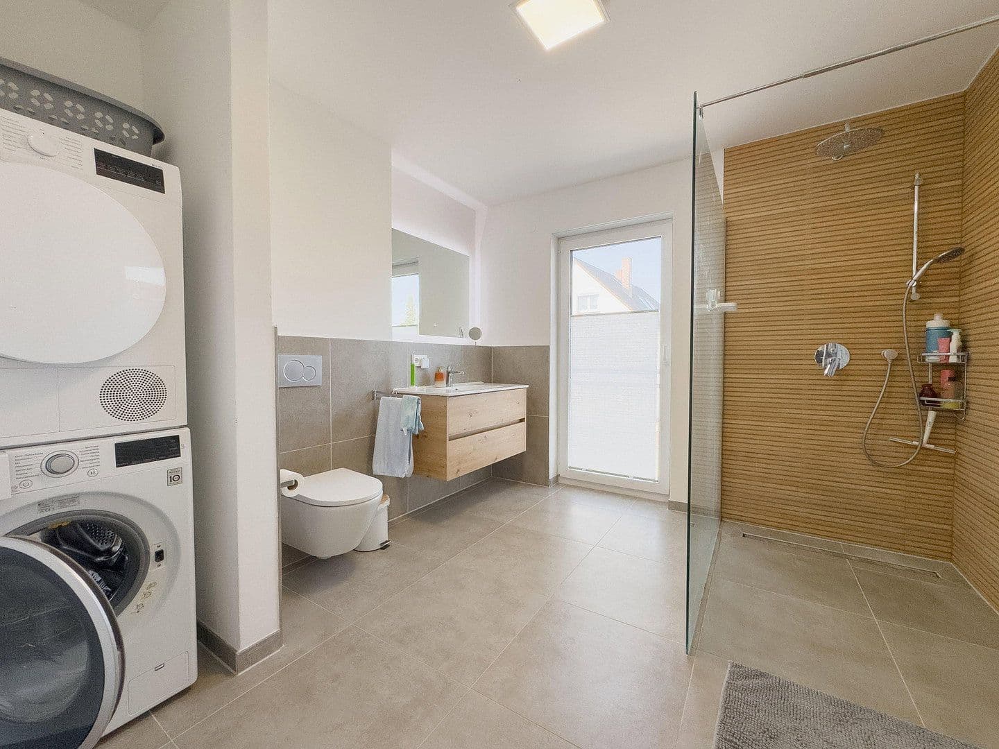 Prodej domu 141 m², pozemek 205 m², Zäher Wille, Mannheim, Bádensko-Württembersko Prodej domu 141 m², pozemek 205 m², Zäher Wille, Mannheim, Bádensko-Württembersko