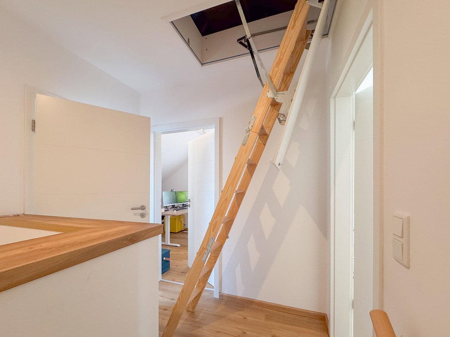 Prodej domu 141 m², pozemek 205 m², Zäher Wille, Mannheim, Bádensko-Württembersko Prodej domu 141 m², pozemek 205 m², Zäher Wille, Mannheim, Bádensko-Württembersko