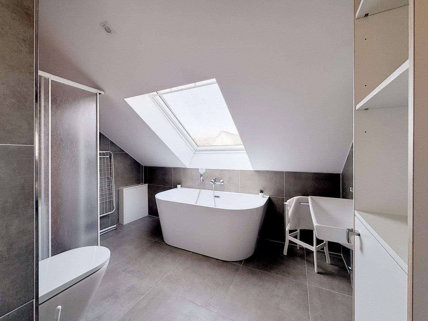 Prodej domu 141 m², pozemek 205 m², Zäher Wille, Mannheim, Bádensko-Württembersko Prodej domu 141 m², pozemek 205 m², Zäher Wille, Mannheim, Bádensko-Württembersko