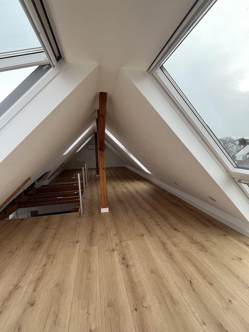 Pronájem bytu 3+1 70 m², Lauteschlägerstraße 3, Darmstadt, Hessen Pronájem bytu 3+1 70 m², Lauteschlägerstraße 3, Darmstadt, Hessen