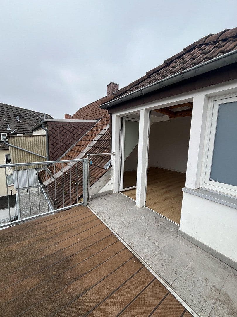Pronájem bytu 3+1 70 m², Lauteschlägerstraße 3, Darmstadt, Hessen Pronájem bytu 3+1 70 m², Lauteschlägerstraße 3, Darmstadt, Hessen