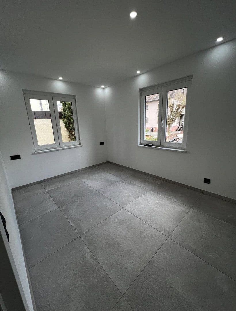 Prodej domu 143 m², pozemek 374 m², Justinus-Kerner.Str.7, Denkendorf, Bádensko-Württembersko Prodej domu 143 m², pozemek 374 m², Justinus-Kerner.Str.7, Denkendorf, Bádensko-Württembersko