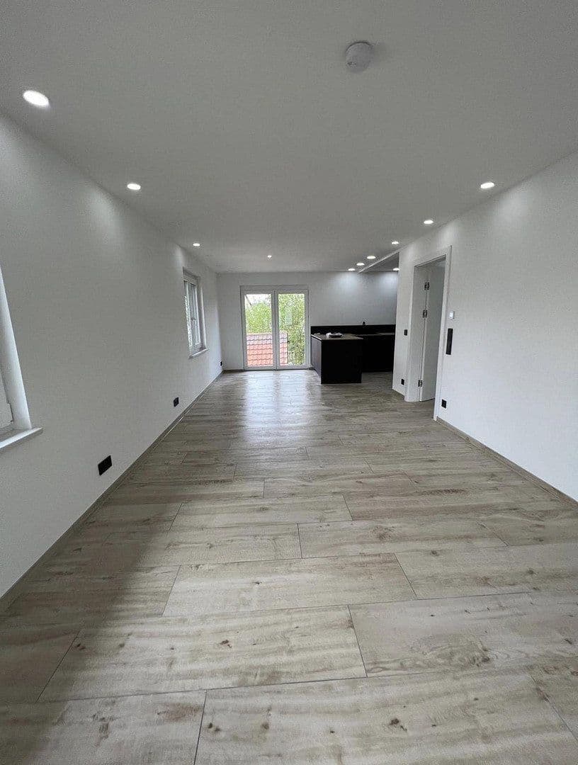 Prodej domu 143 m², pozemek 374 m², Justinus-Kerner.Str.7, Denkendorf, Bádensko-Württembersko Prodej domu 143 m², pozemek 374 m², Justinus-Kerner.Str.7, Denkendorf, Bádensko-Württembersko