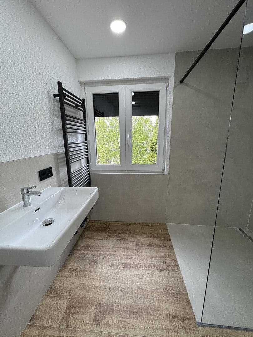 Prodej domu 143 m², pozemek 374 m², Justinus-Kerner.Str.7, Denkendorf, Bádensko-Württembersko Prodej domu 143 m², pozemek 374 m², Justinus-Kerner.Str.7, Denkendorf, Bádensko-Württembersko