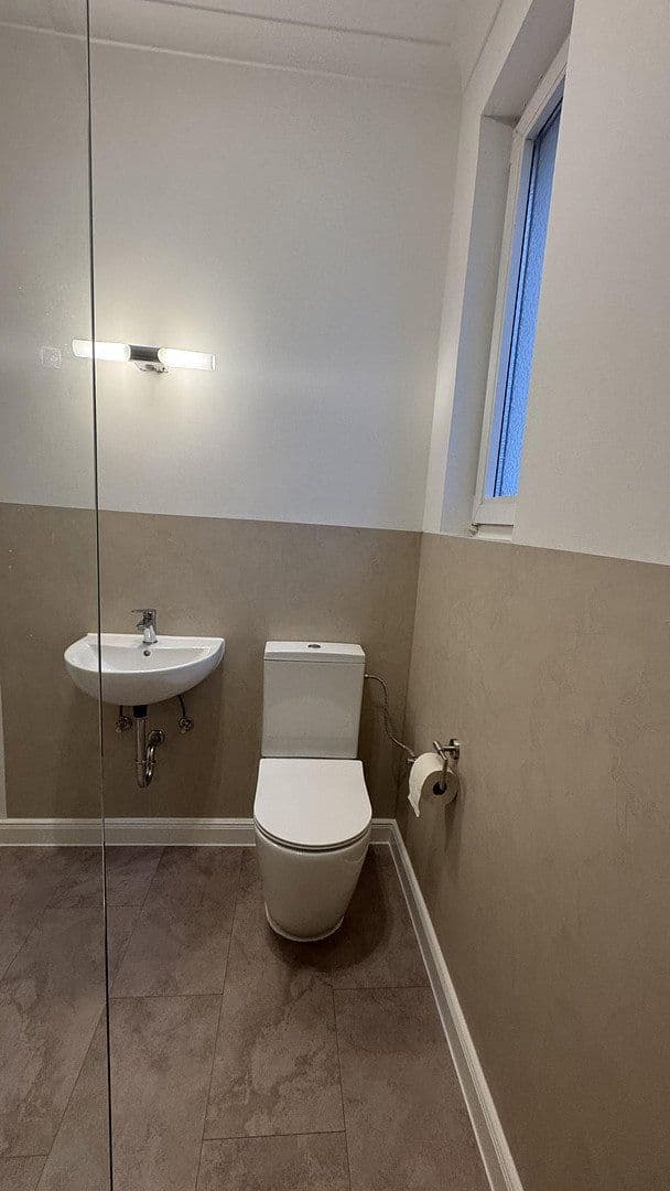 Prodej domu 210 m², pozemek 600 m², Sankt Augustin, Severní Porýní-Vestfálsko Prodej domu 210 m², pozemek 600 m², Sankt Augustin, Severní Porýní-Vestfálsko