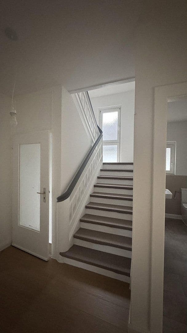 Prodej domu 210 m², pozemek 600 m², Sankt Augustin, Severní Porýní-Vestfálsko Prodej domu 210 m², pozemek 600 m², Sankt Augustin, Severní Porýní-Vestfálsko