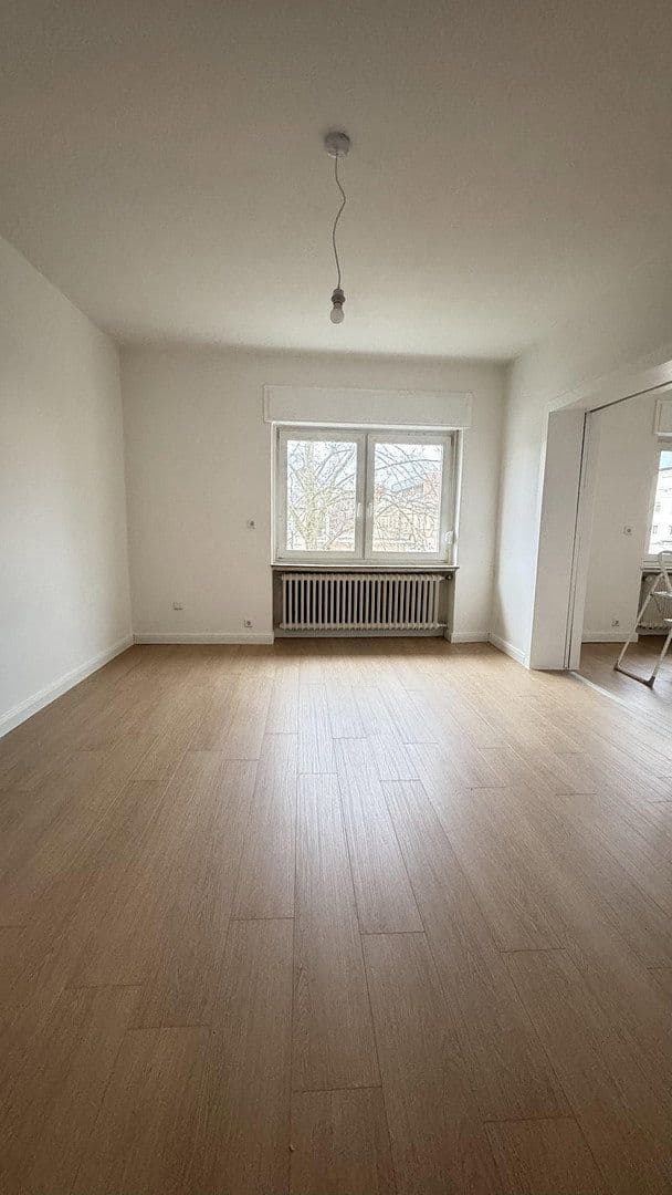 Prodej domu 210 m², pozemek 600 m², Sankt Augustin, Severní Porýní-Vestfálsko Prodej domu 210 m², pozemek 600 m², Sankt Augustin, Severní Porýní-Vestfálsko