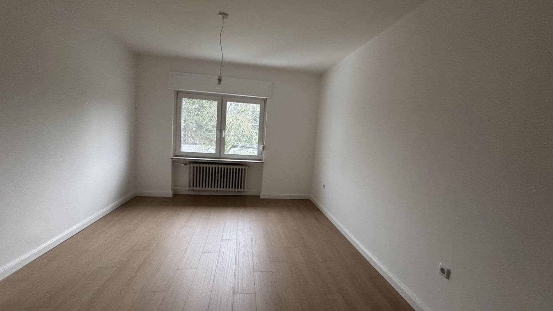 Prodej domu 210 m², pozemek 600 m², Sankt Augustin, Severní Porýní-Vestfálsko Prodej domu 210 m², pozemek 600 m², Sankt Augustin, Severní Porýní-Vestfálsko