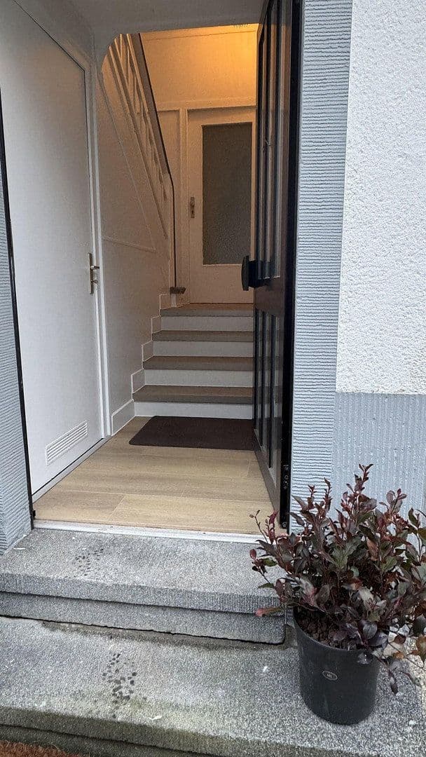 Prodej domu 210 m², pozemek 600 m², Sankt Augustin, Severní Porýní-Vestfálsko Prodej domu 210 m², pozemek 600 m², Sankt Augustin, Severní Porýní-Vestfálsko