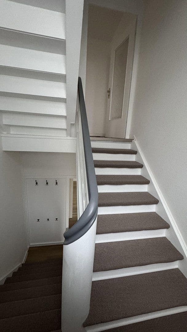 Prodej domu 210 m², pozemek 600 m², Sankt Augustin, Severní Porýní-Vestfálsko Prodej domu 210 m², pozemek 600 m², Sankt Augustin, Severní Porýní-Vestfálsko