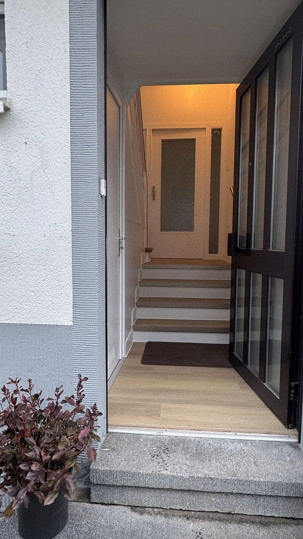 Prodej domu 210 m², pozemek 600 m², Sankt Augustin, Severní Porýní-Vestfálsko Prodej domu 210 m², pozemek 600 m², Sankt Augustin, Severní Porýní-Vestfálsko