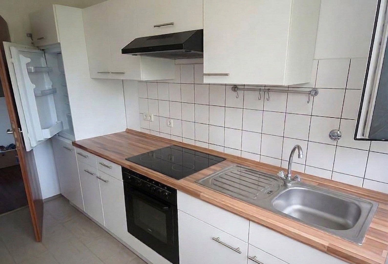 Pronájem bytu 2+1 52 m², Köln, Severní Porýní-Vestfálsko Pronájem bytu 2+1 52 m², Köln, Severní Porýní-Vestfálsko