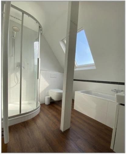 Prodej domu 100 m², pozemek 1.000 m², Erkrath, Severní Porýní-Vestfálsko Prodej domu 100 m², pozemek 1.000 m², Erkrath, Severní Porýní-Vestfálsko