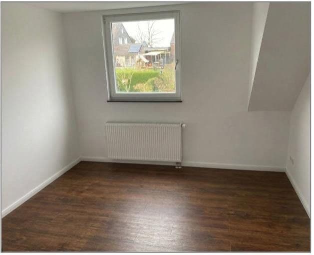 Prodej domu 100 m², pozemek 1.000 m², Erkrath, Severní Porýní-Vestfálsko Prodej domu 100 m², pozemek 1.000 m², Erkrath, Severní Porýní-Vestfálsko