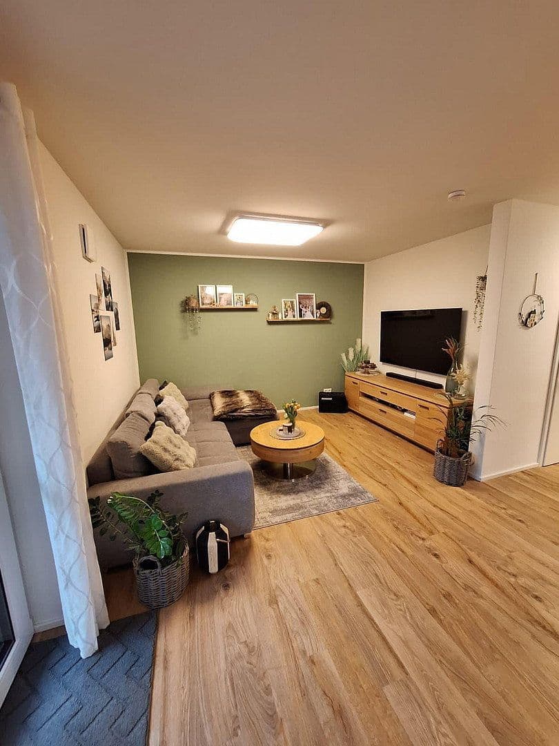 Pronájem bytu 3+1 91 m², Hauptstr. 36 56290 Uhler, Uhler, Porýní-Falc Pronájem bytu 3+1 91 m², Hauptstr. 36 56290 Uhler, Uhler, Porýní-Falc