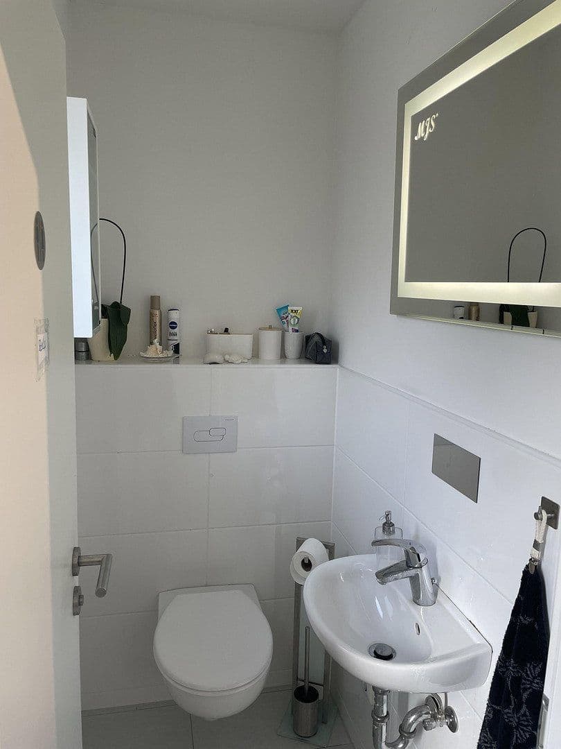 Prodej domu 125 m², pozemek 181 m², Theodor-Heus-Str. 40, Sarstedt, Dolní Sasko Prodej domu 125 m², pozemek 181 m², Theodor-Heus-Str. 40, Sarstedt, Dolní Sasko