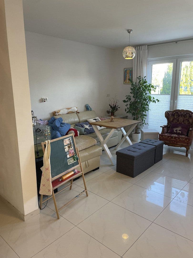 Prodej domu 125 m², pozemek 181 m², Theodor-Heus-Str. 40, Sarstedt, Dolní Sasko Prodej domu 125 m², pozemek 181 m², Theodor-Heus-Str. 40, Sarstedt, Dolní Sasko