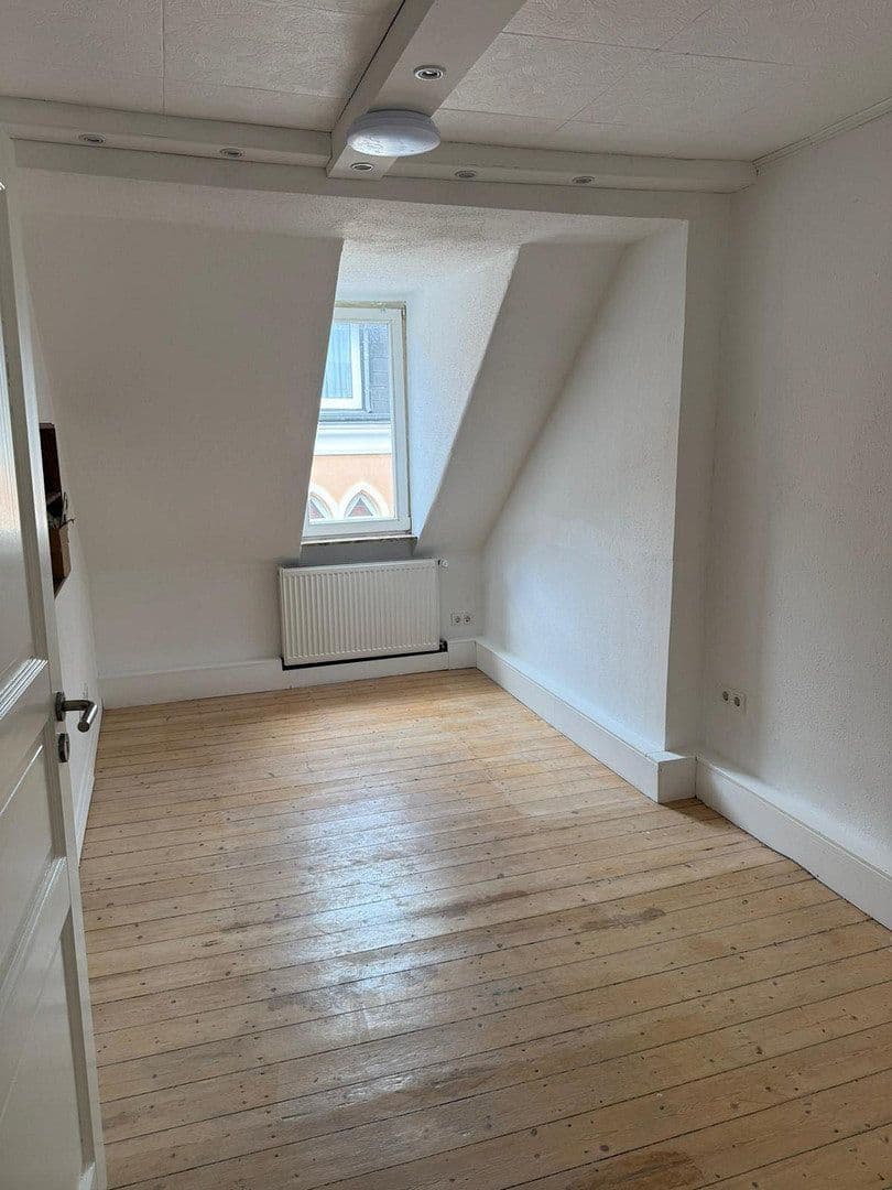 Pronájem bytu 6+1 109 m², Bruchstraße 30, Kassel, Hessen Pronájem bytu 6+1 109 m², Bruchstraße 30, Kassel, Hessen