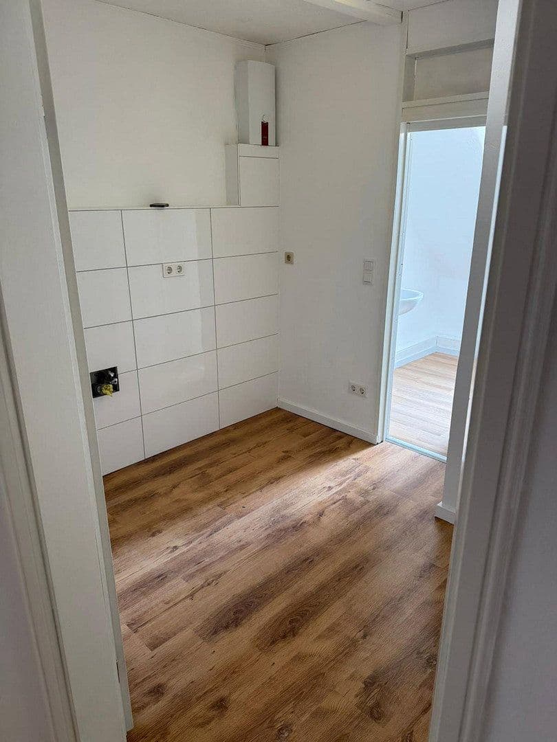 Pronájem bytu 6+1 109 m², Bruchstraße 30, Kassel, Hessen Pronájem bytu 6+1 109 m², Bruchstraße 30, Kassel, Hessen