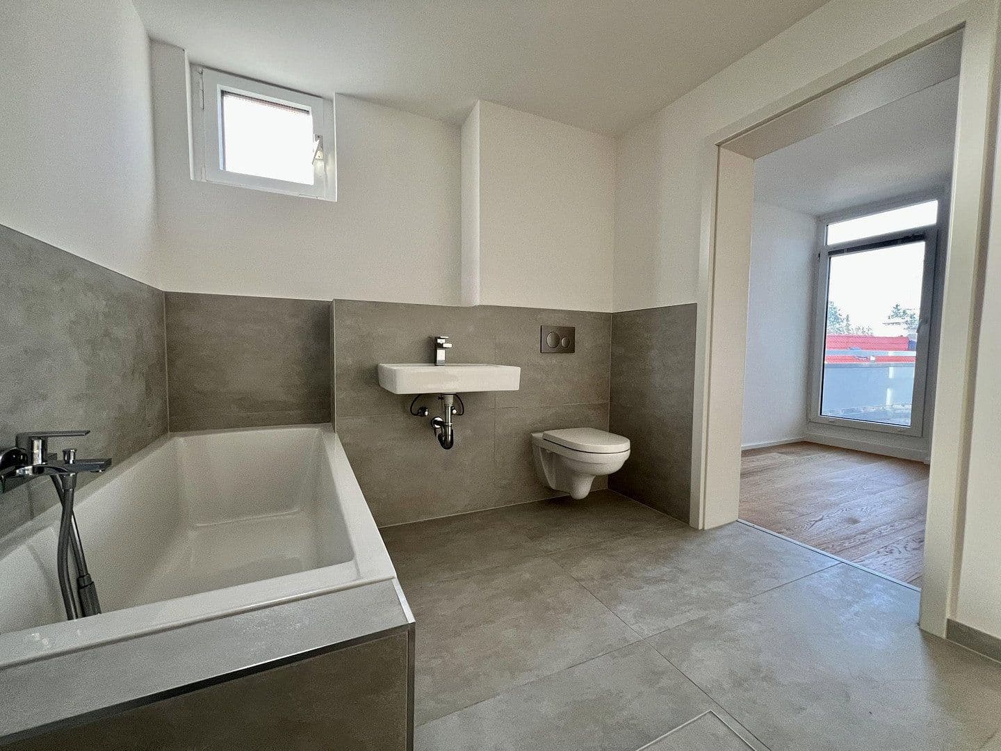 Prodej bytu 3+1 106 m², Haar, Bavorsko Prodej bytu 3+1 106 m², Haar, Bavorsko