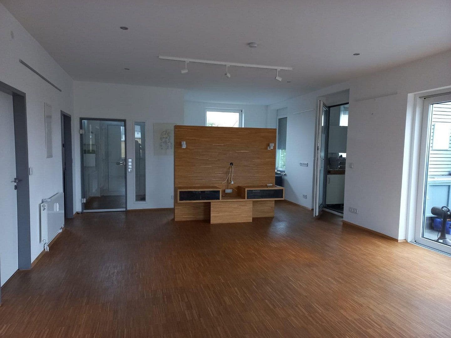 Prodej domu 800 m², pozemek 1.600 m², Hessisch Lichtenau, Hessen Prodej domu 800 m², pozemek 1.600 m², Hessisch Lichtenau, Hessen