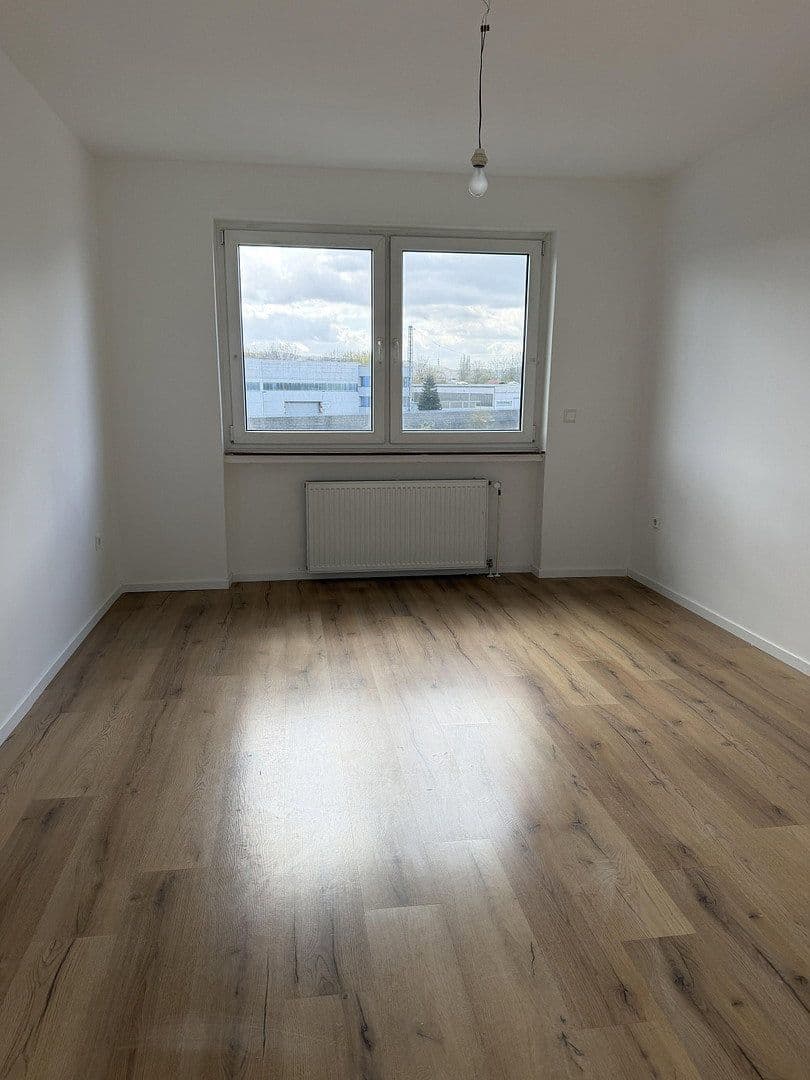 Pronájem bytu 4+1 92 m², Schräpperweg 15, Schwerte, Severní Porýní-Vestfálsko Pronájem bytu 4+1 92 m², Schräpperweg 15, Schwerte, Severní Porýní-Vestfálsko