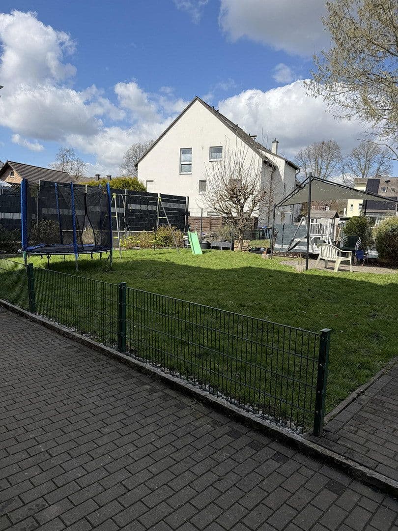 Pronájem bytu 4+1 92 m², Schräpperweg 15, Schwerte, Severní Porýní-Vestfálsko Pronájem bytu 4+1 92 m², Schräpperweg 15, Schwerte, Severní Porýní-Vestfálsko