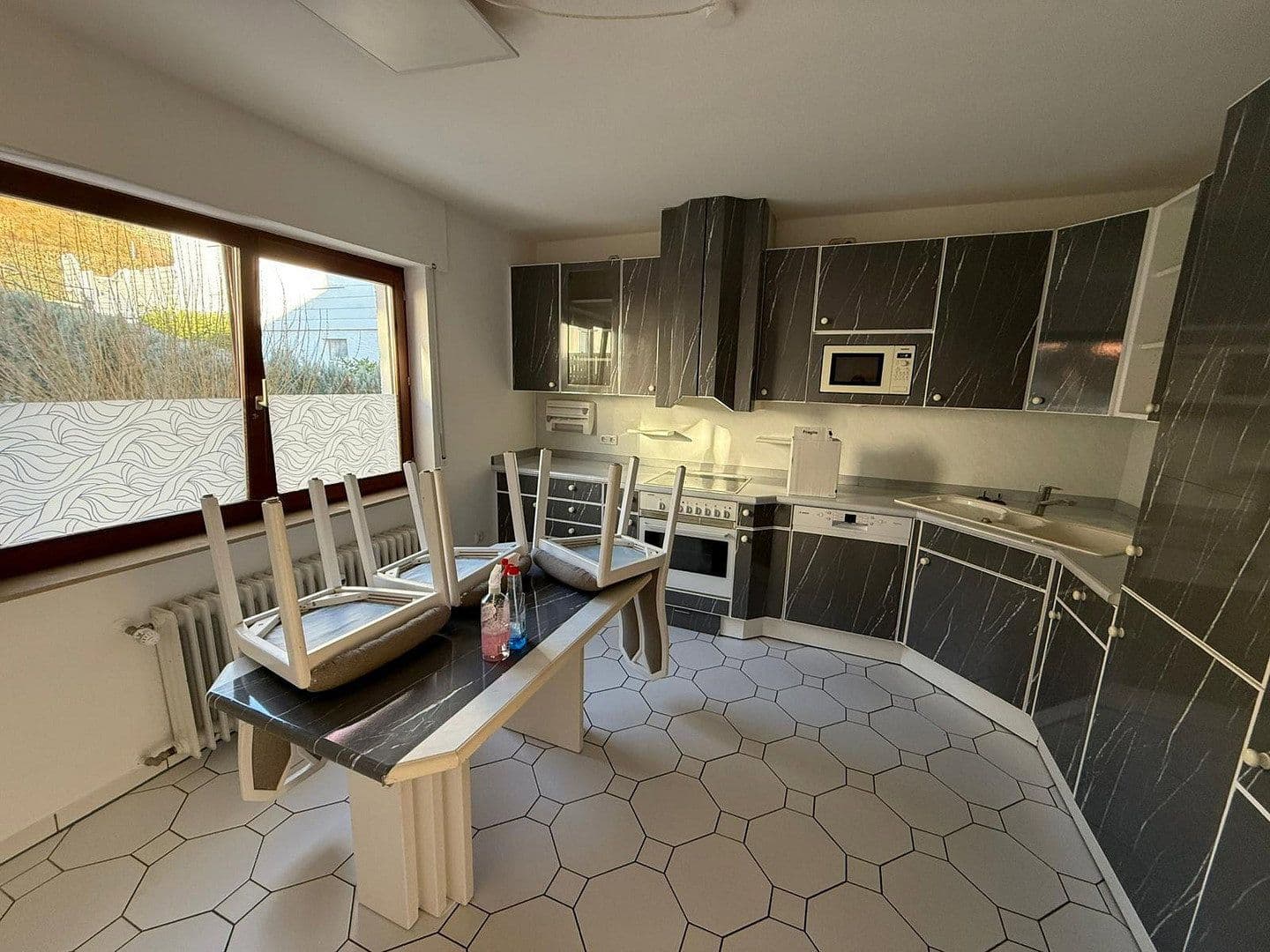 Pronájem bytu 3+1 82 m², Zum Traroth 12a, Bad Soden-Salmünster, Hessen Pronájem bytu 3+1 82 m², Zum Traroth 12a, Bad Soden-Salmünster, Hessen