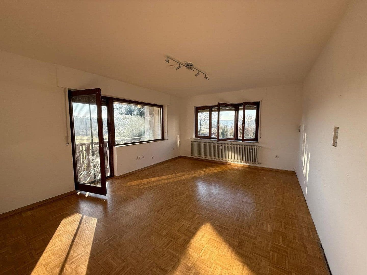 Pronájem bytu 3+1 82 m², Zum Traroth 12a, Bad Soden-Salmünster, Hessen Pronájem bytu 3+1 82 m², Zum Traroth 12a, Bad Soden-Salmünster, Hessen