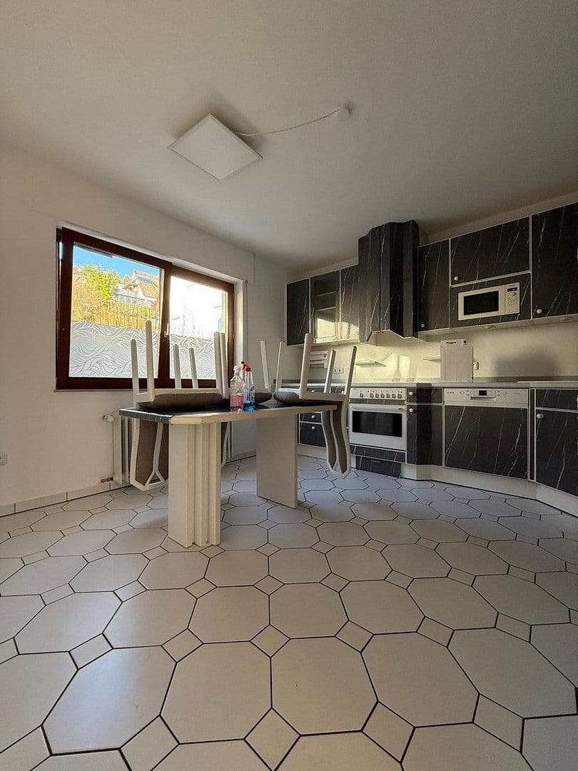 Pronájem bytu 3+1 82 m², Zum Traroth 12a, Bad Soden-Salmünster, Hessen Pronájem bytu 3+1 82 m², Zum Traroth 12a, Bad Soden-Salmünster, Hessen