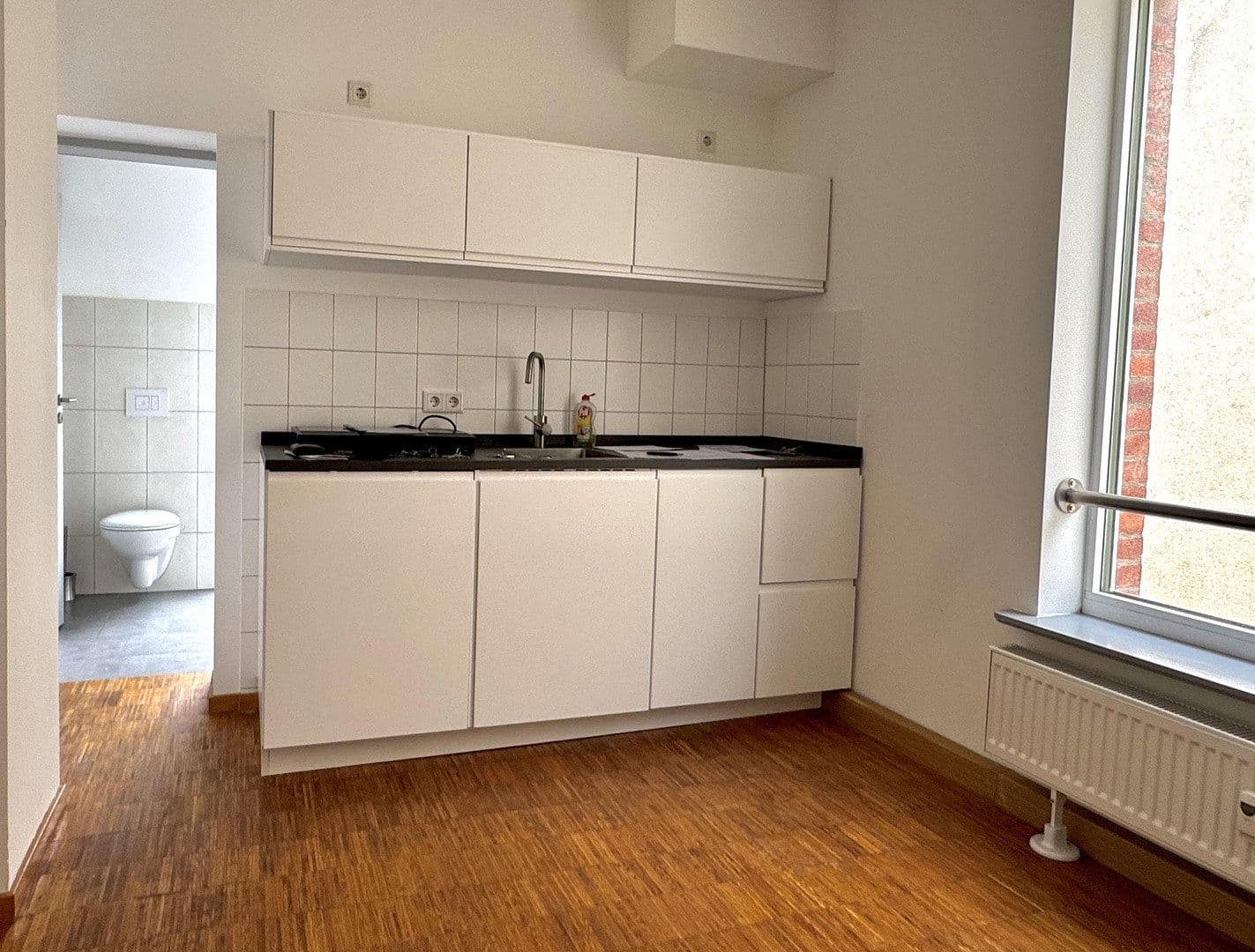 Prodej domu 197 m², pozemek 293 m², Rostocker Straße 30, Neubrandenburg, Mecklenburg-Vorpommern Prodej domu 197 m², pozemek 293 m², Rostocker Straße 30, Neubrandenburg, Mecklenburg-Vorpommern