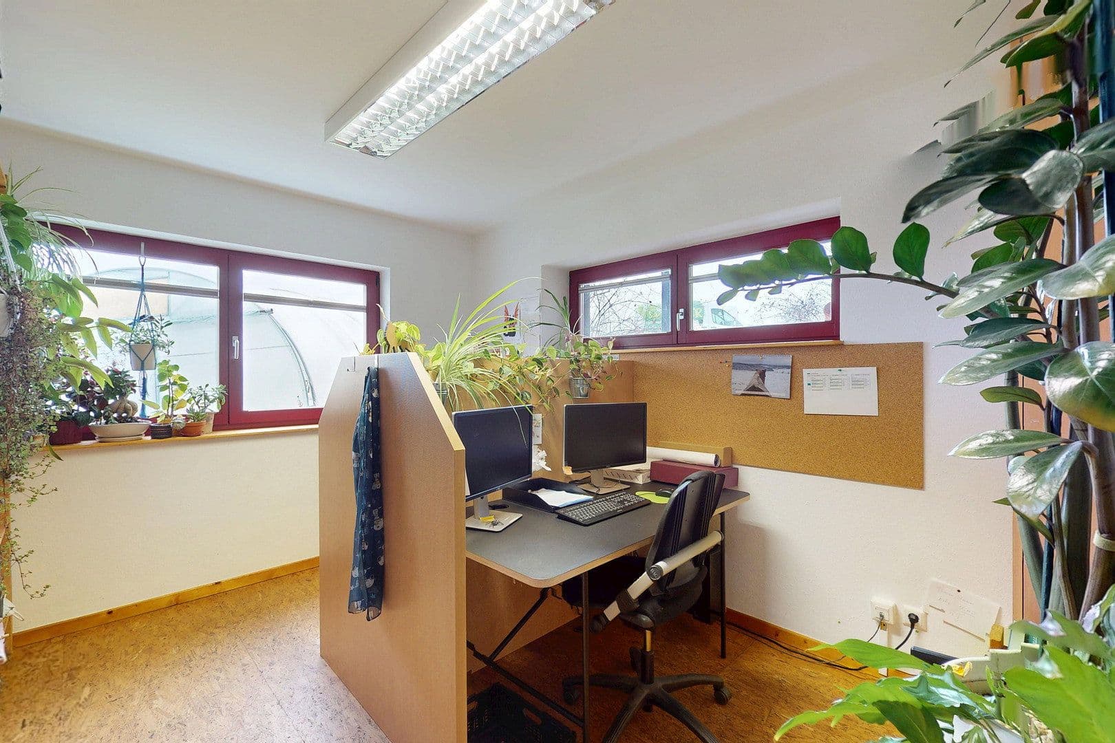 Pronájem nebytového prostoru 400 m², Taunusstein, Hessen Pronájem nebytového prostoru 400 m², Taunusstein, Hessen