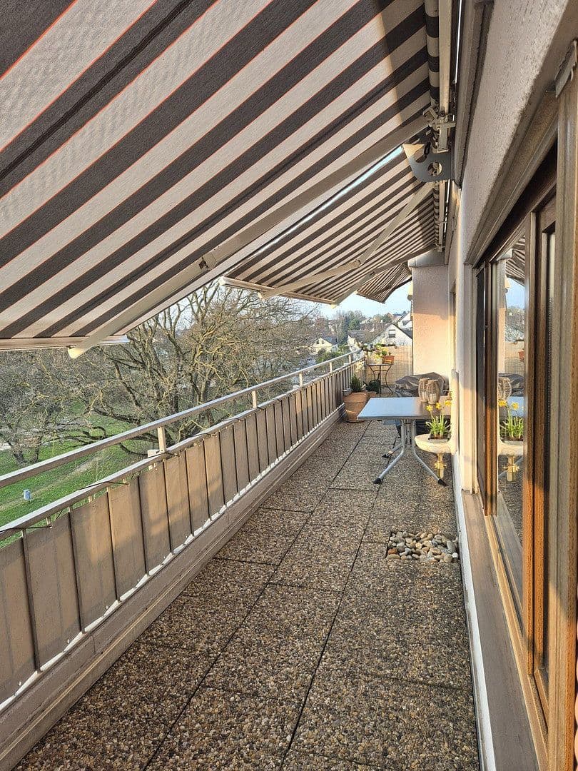 Prodej bytu 5+1 115 m², Karben, Hessen Prodej bytu 5+1 115 m², Karben, Hessen