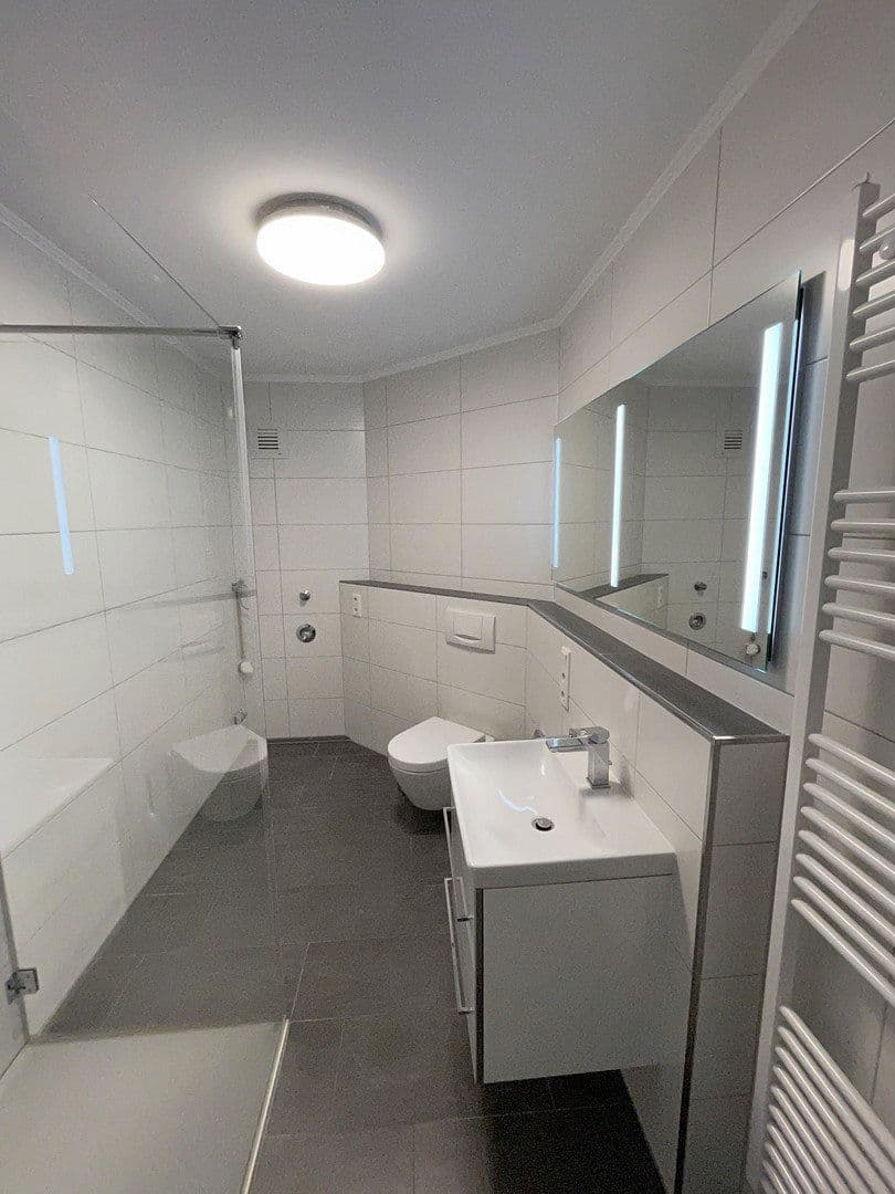 Prodej bytu 3+1 87 m², Urbanstr. 5, Paderborn, Severní Porýní-Vestfálsko Prodej bytu 3+1 87 m², Urbanstr. 5, Paderborn, Severní Porýní-Vestfálsko