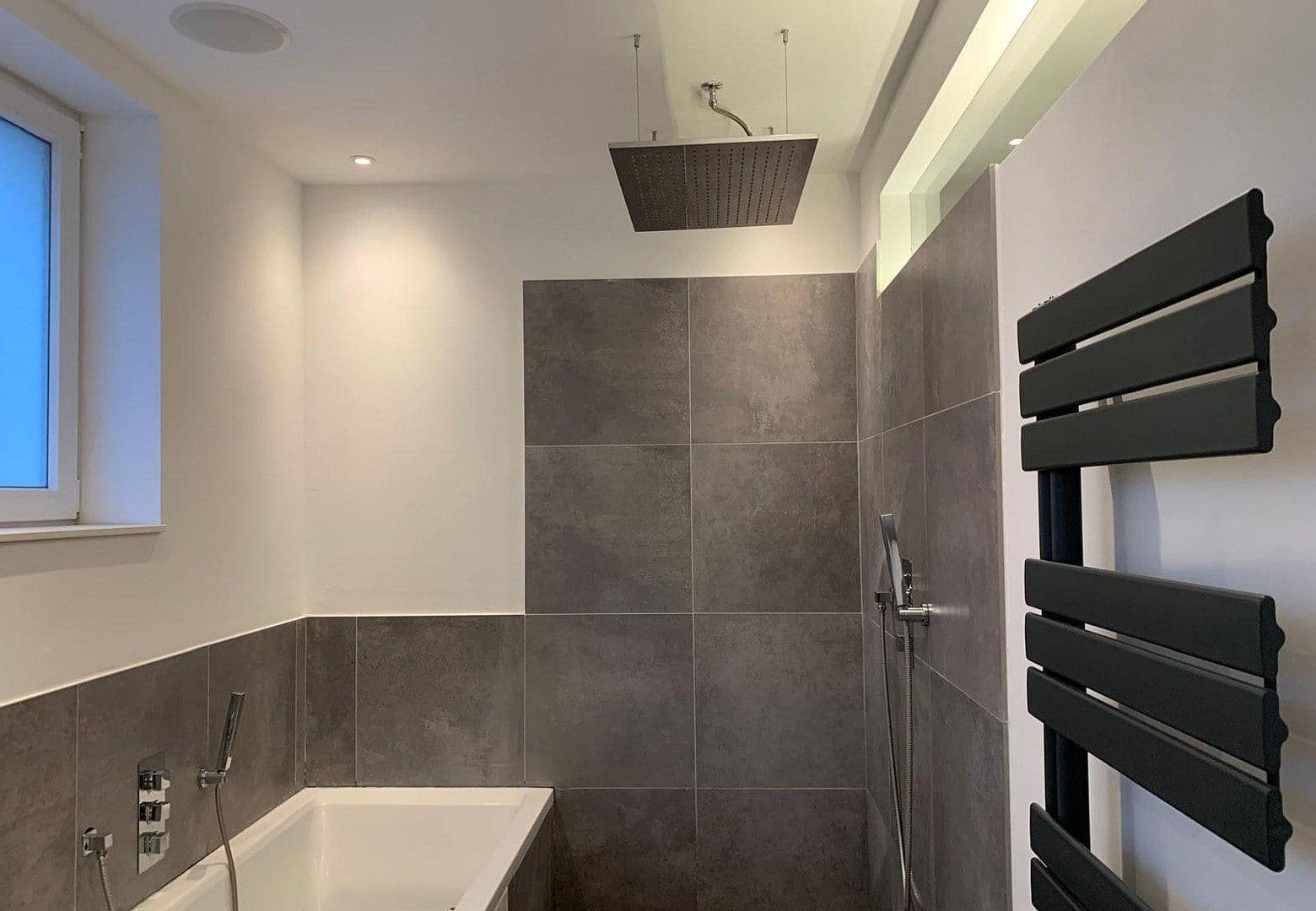 Prodej domu 215 m², pozemek 475 m², Scheffelstr. 138, Düsseldorf, Severní Porýní-Vestfálsko Prodej domu 215 m², pozemek 475 m², Scheffelstr. 138, Düsseldorf, Severní Porýní-Vestfálsko