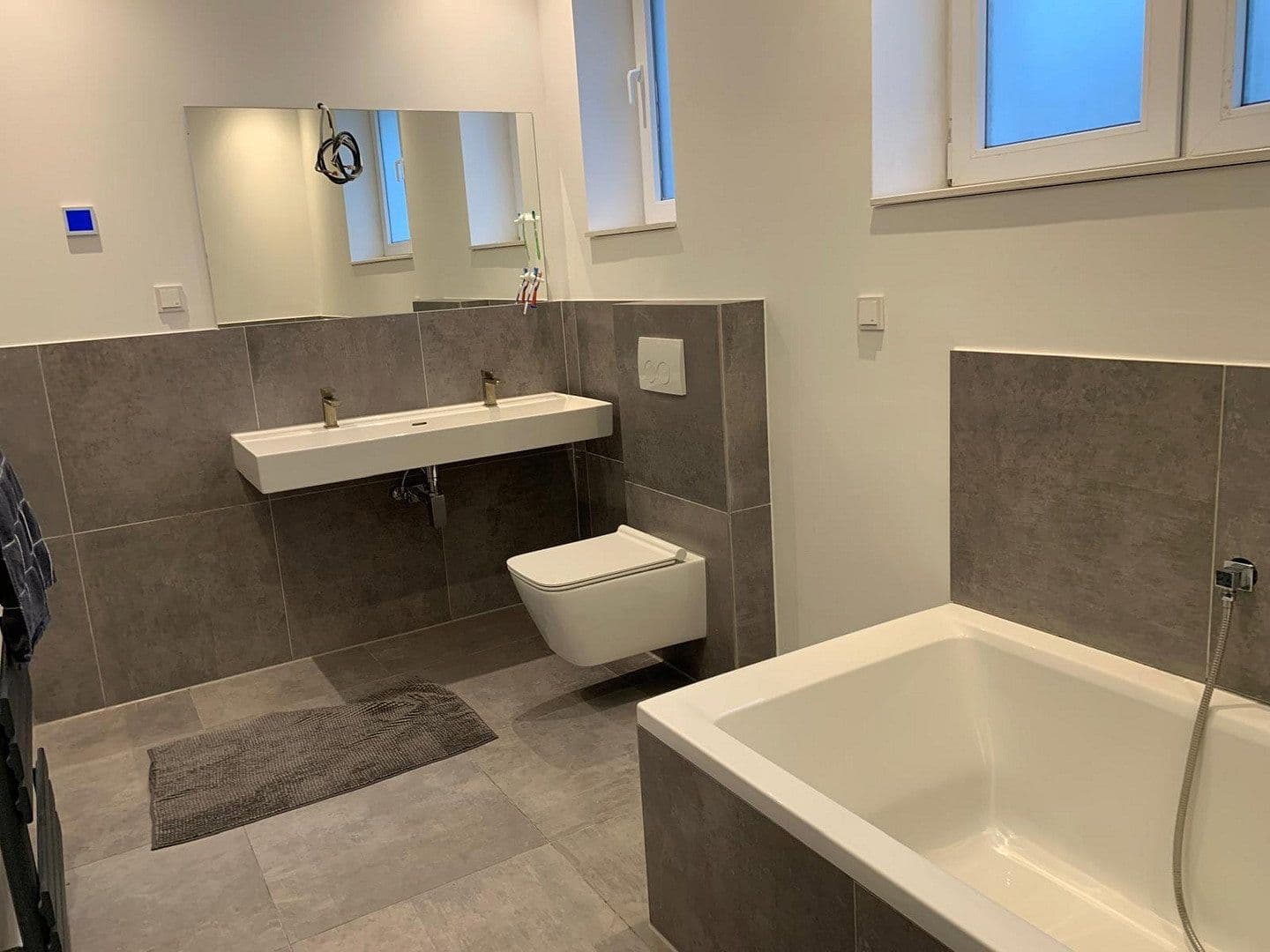 Prodej domu 215 m², pozemek 475 m², Scheffelstr. 138, Düsseldorf, Severní Porýní-Vestfálsko Prodej domu 215 m², pozemek 475 m², Scheffelstr. 138, Düsseldorf, Severní Porýní-Vestfálsko