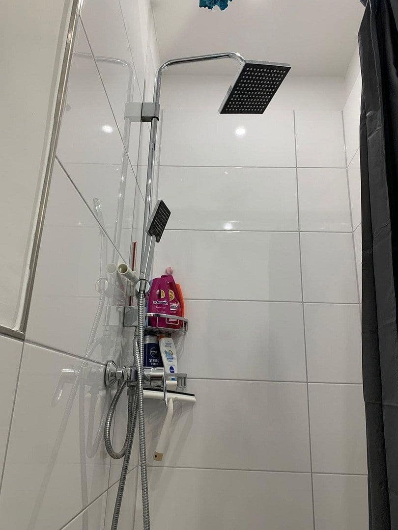 Prodej domu 215 m², pozemek 475 m², Scheffelstr. 138, Düsseldorf, Severní Porýní-Vestfálsko Prodej domu 215 m², pozemek 475 m², Scheffelstr. 138, Düsseldorf, Severní Porýní-Vestfálsko